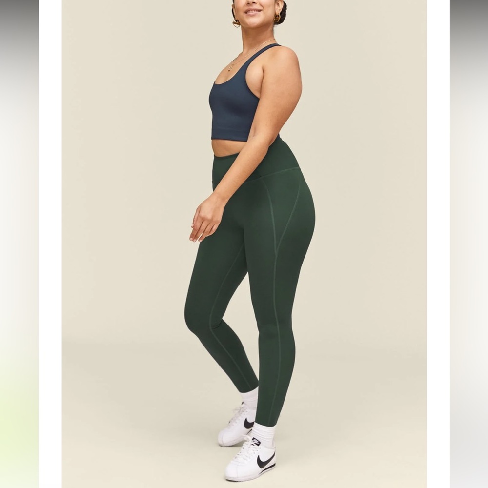 Girlfriend Collective Moss Set (2 bras / leggings)